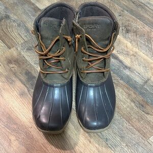 Sperry Two-Tone Duck Boots